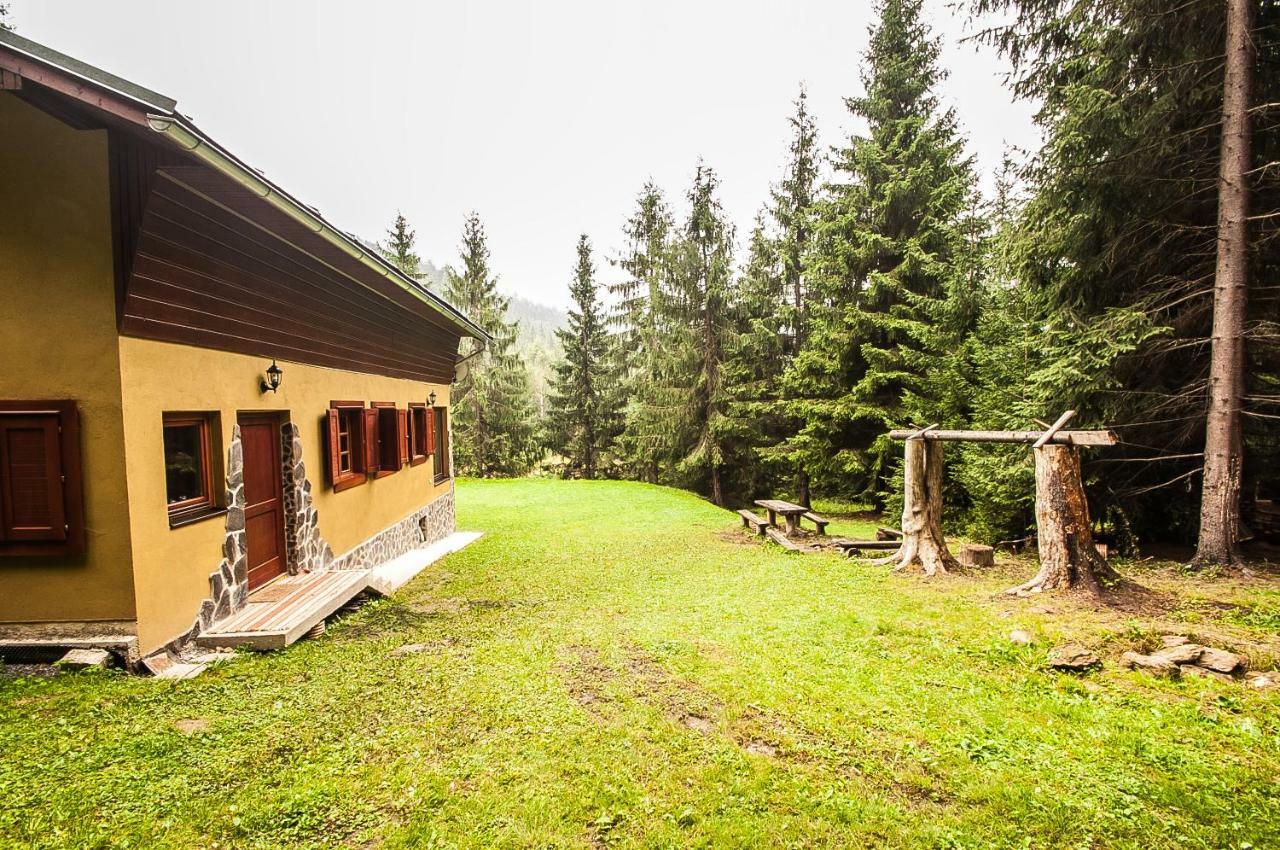 Villa Ujastraba à Vychodna Extérieur photo