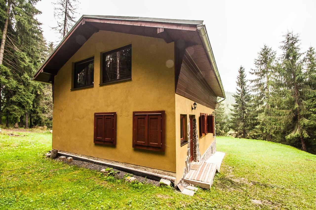 Villa Ujastraba à Vychodna Extérieur photo